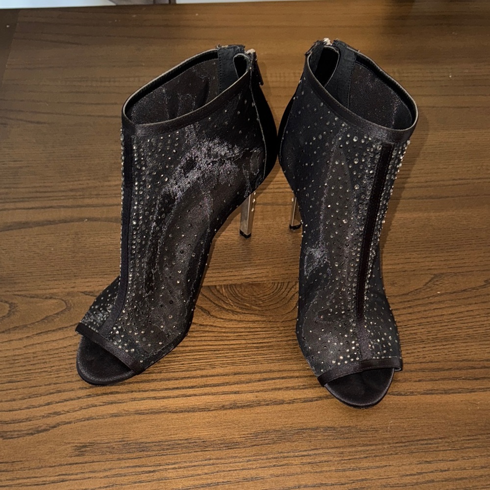 Badgley Mischka Elegant Black Peep-Toe Ankle Boots